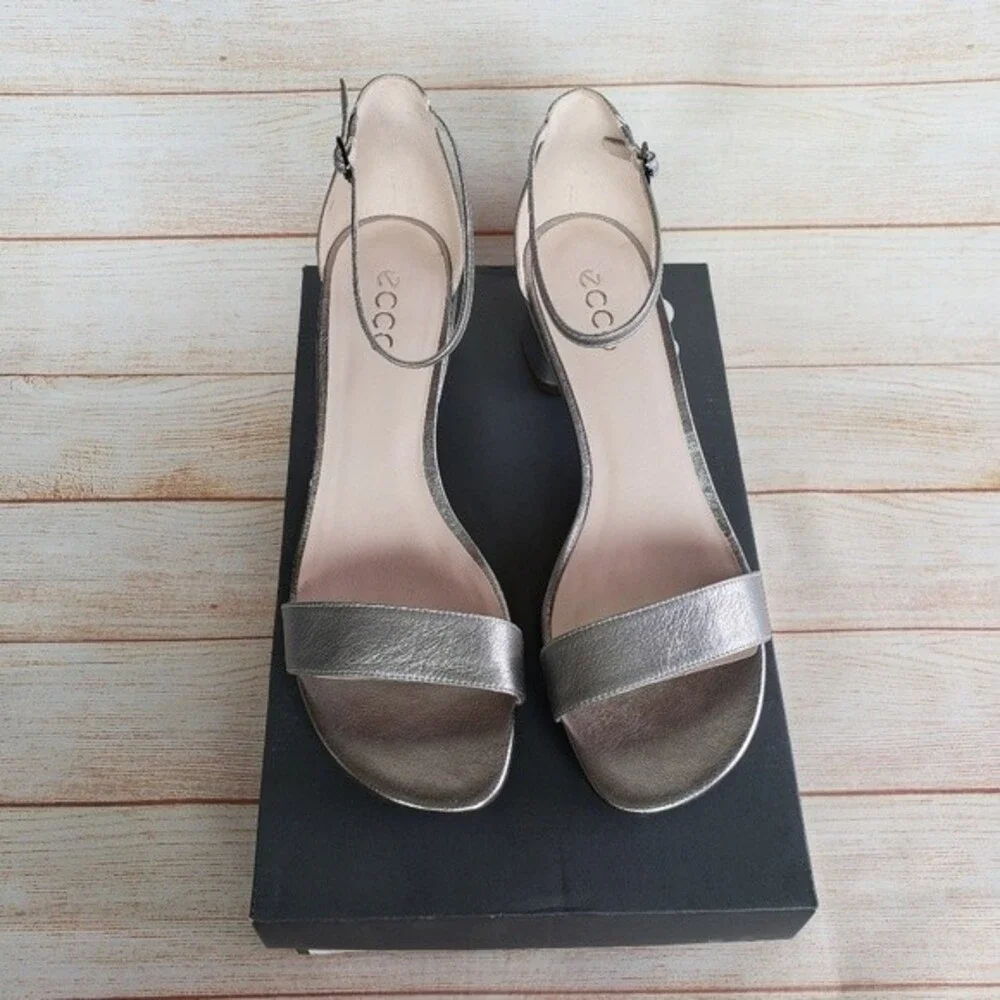 ECCO Elevate 45 Block Ankle Strap Leather Open Toe Sandals in Aluminum Silver